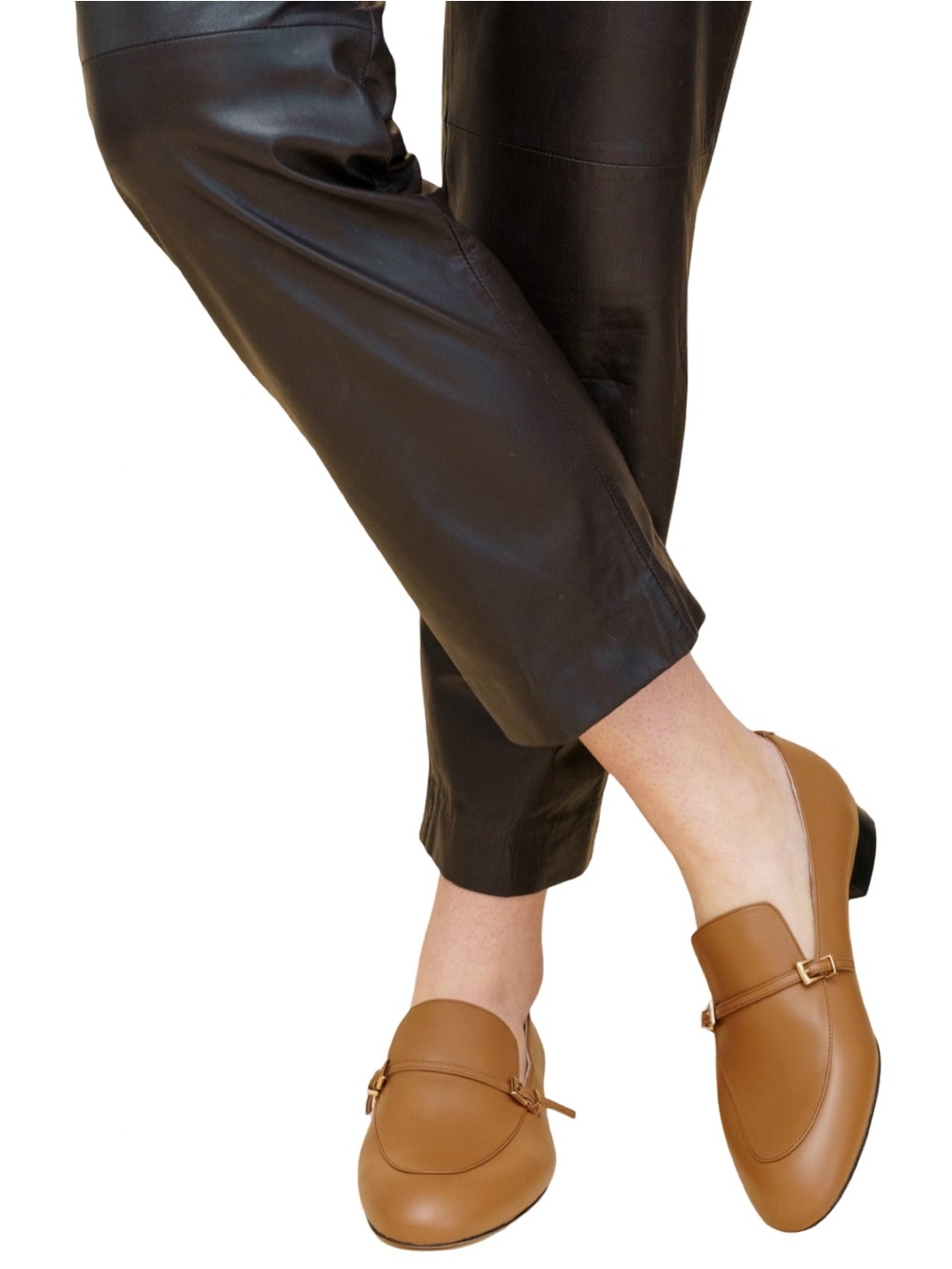 ALLY City Loafer Leather Camel Tan Leather Women’s NWOB Size 8.5 Wide
ALLY Shoes